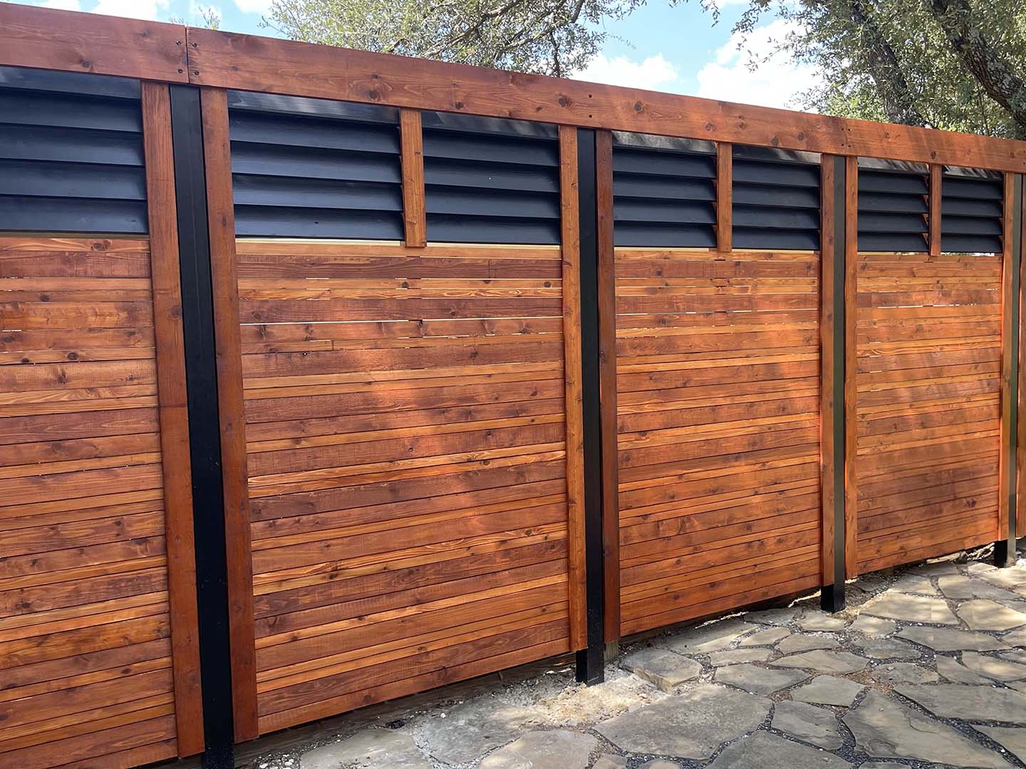 Louvered fence made easy for diy